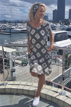 Load image into Gallery viewer, Luccia Charcoal Big Diamond Cali Dress