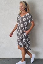 Load image into Gallery viewer, Luccia Charcoal Big Diamond Cali Dress