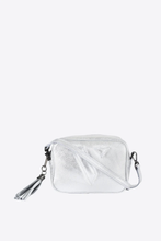 Load image into Gallery viewer, Vestirsi Leather Silver Vanessa Cross Body Bag